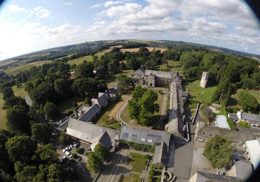 Dartington Hall Totnes Exterior foto